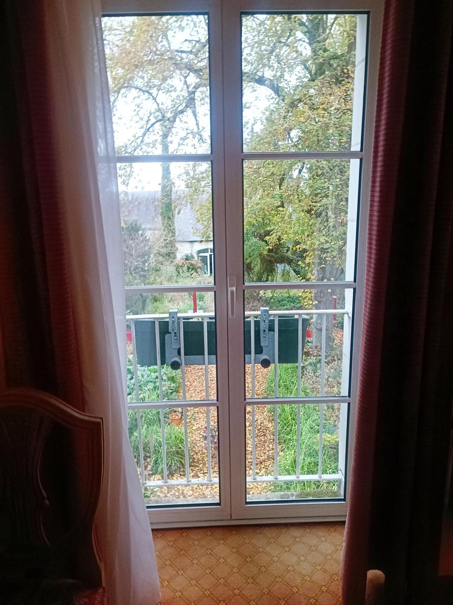 Hostellerie Les Hauts De Sainte Maure Exteriör bild